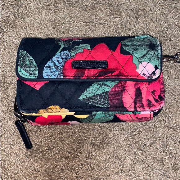 Vera Bradley Handbags - Vera Bradley Wristlet/wallet.